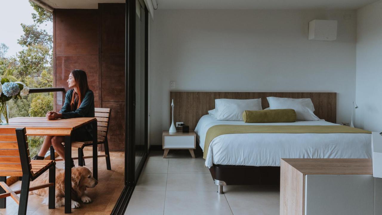 Travelers Rio Verde Living Suites Rionegro Exteriér fotografie