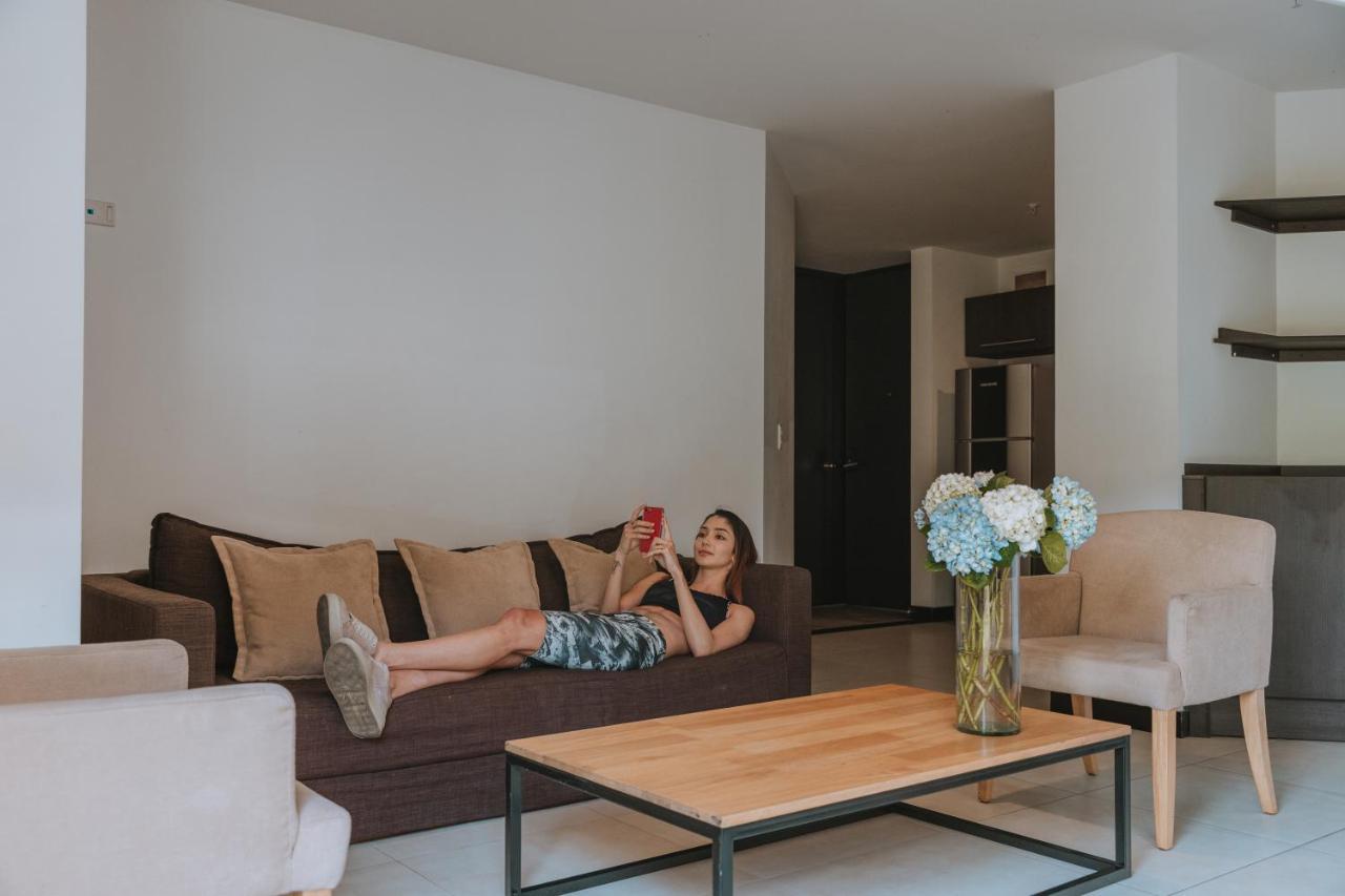 Travelers Rio Verde Living Suites Rionegro Exteriér fotografie