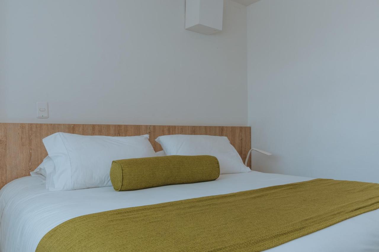 Travelers Rio Verde Living Suites Rionegro Exteriér fotografie