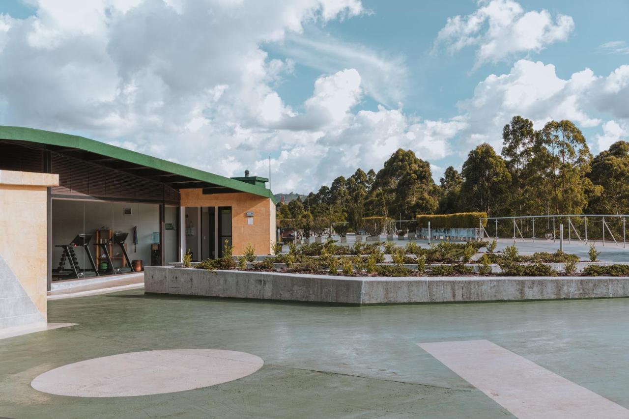 Travelers Rio Verde Living Suites Rionegro Exteriér fotografie